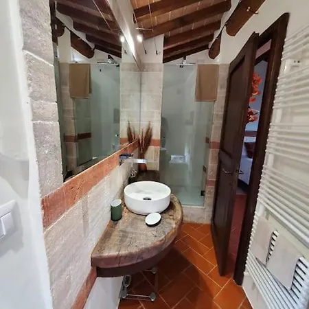 Tuscan Dream, Lux 2-bed Balcony And Pool Apartment *
