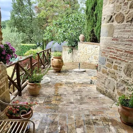 Tuscan Dream, Lux 2-bed Balcony And Pool Apartment